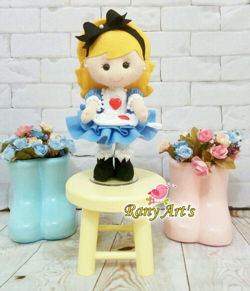 Centro de Mesa Alice 25cm - Kit com 10 Bonecas