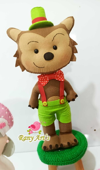 Chapeuzinho Vermelho e Lobo Mau 30cm