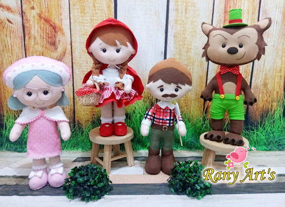 Chapeuzinho Vermelho Turma com 4 Personagens de 30cm