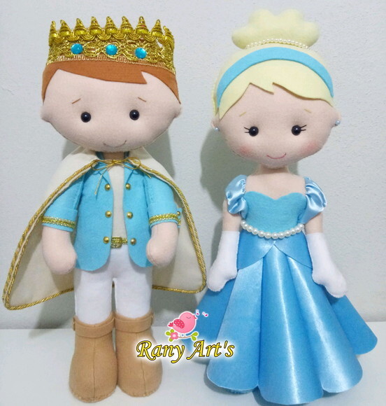 Cinderella e Príncipe com 30cm Altura