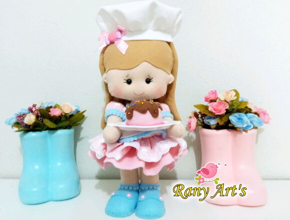 Confeiteira em feltro 30cm