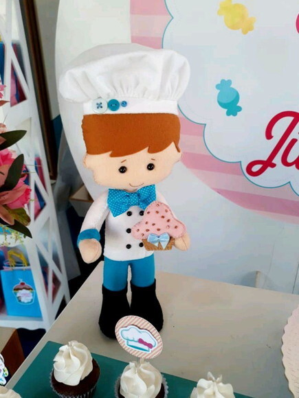 Confeiteiro em Feltro 30cm