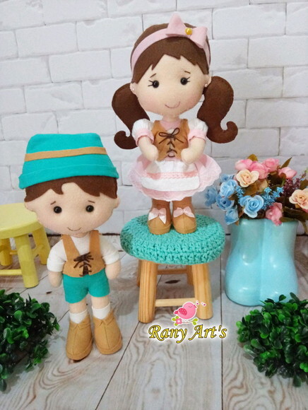 Conto de Fadas com 7 Personagens de 25cm em Feltro