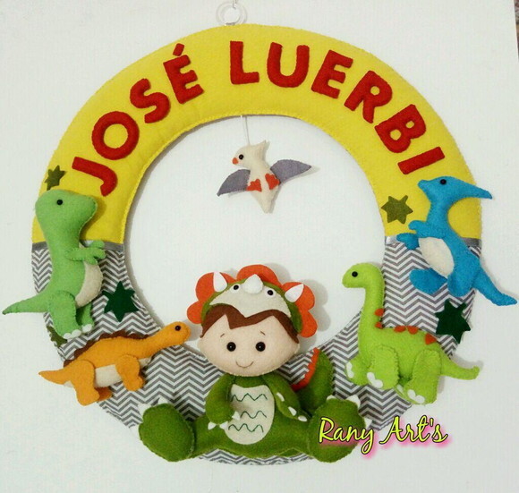 Enfeite porta maternidade dinossauros