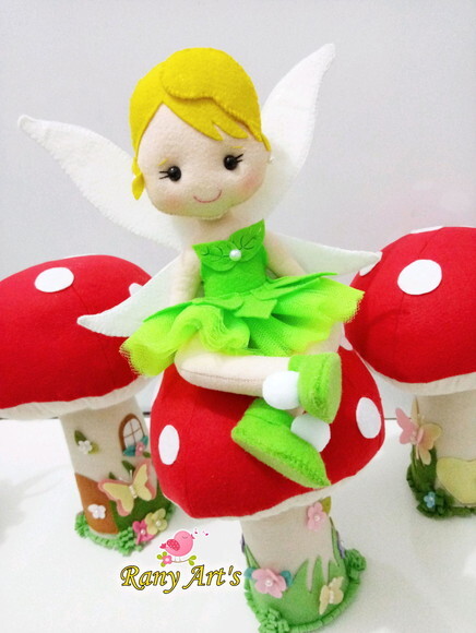 Fadinha Tinker Bell com Cogumelo