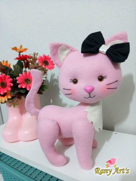 Gatinha em Feltro 25cm