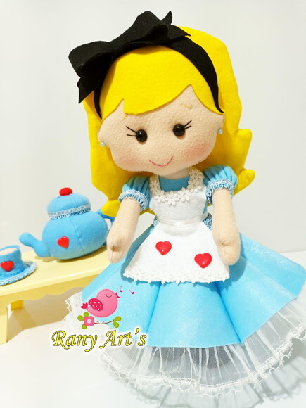 Kit Alice no País das Maravilhas com 10 Peças