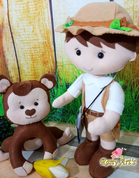 macaquinho com banana em feltro