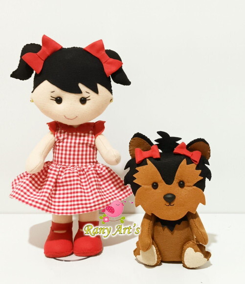 Menina e o Cachorro em Feltro
