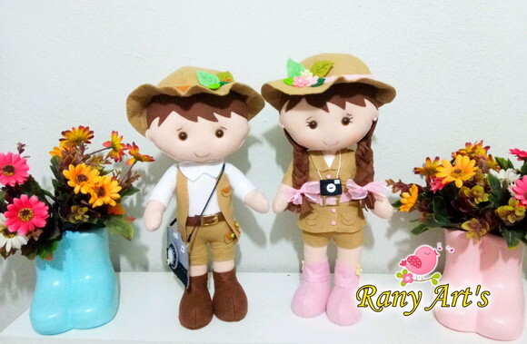 Menino e menina Safari Casal de bonecos safari