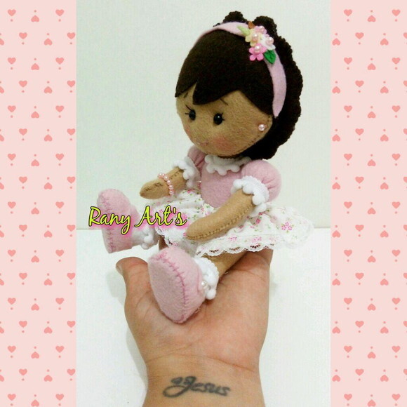 Mini Boneca p/ Decoração de Quadros, Abajur e Kit Higienico