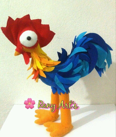 Moana e Hei Hei em feltro