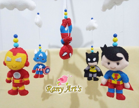 Móbile Musical para Berço Super Herois