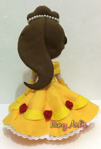 Princesa Bela com 45cm