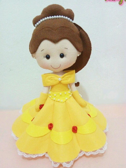 Princesa Bela com 35cm
