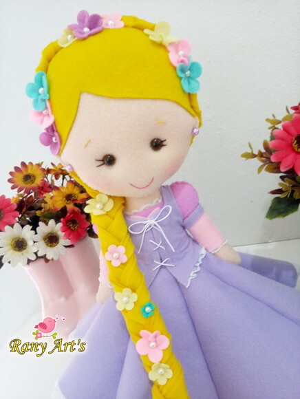 Rapunzel com 30cm
