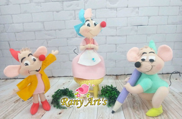 Turma da Cinderella com 40cm e ratinhos de 30cm