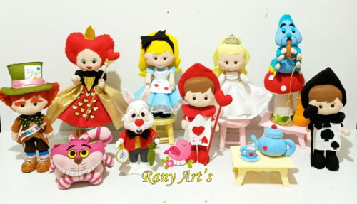 Alice Boneca Alice País das Maravilhas 35cm