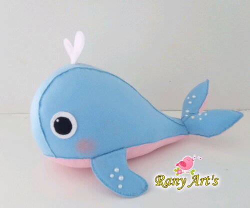 Baleia em Feltro com 30cm