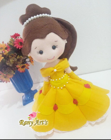 Bela e a Fera - bela com 35cm e fera com 42cm