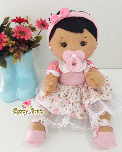boneca bebezinha para decoração