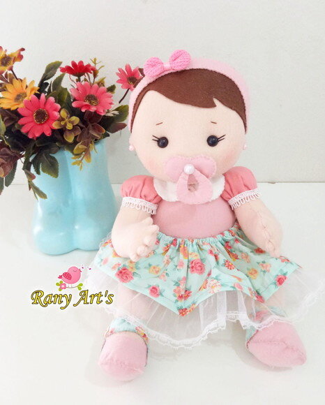 boneca bebezinha para decoração
