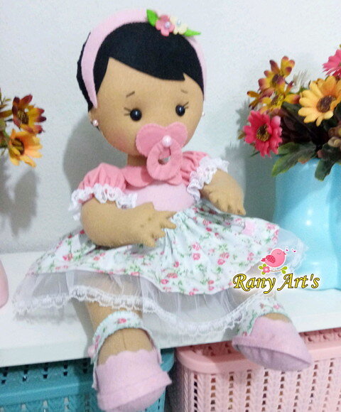 boneca bebezinha para decoração