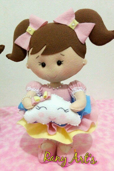 Boneca Chuva de Amor com 30cm