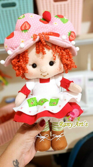 Boneca Moranguinho Vintage