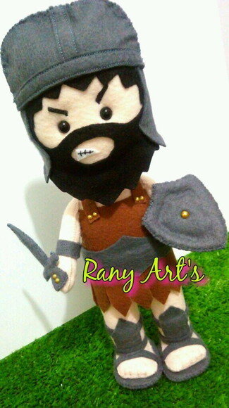 Boneco Golias com 30cm