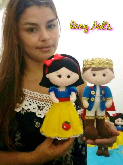 Branca de Neve e Principe com 20cm
