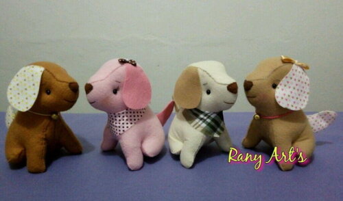 Cachorrinho em Feltro - 3d com 15cm