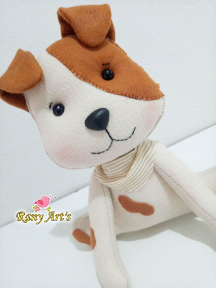 Cachorrinho em feltro 20cm