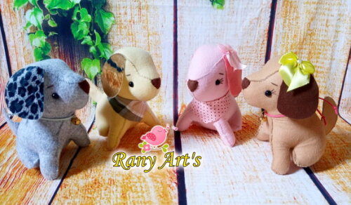 Cachorrinho em Feltro - 3d com 20cm