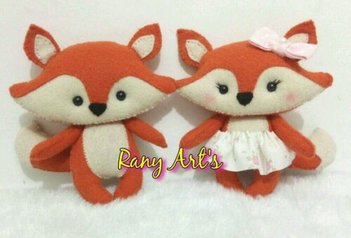 casal raposinhas com 12cm
