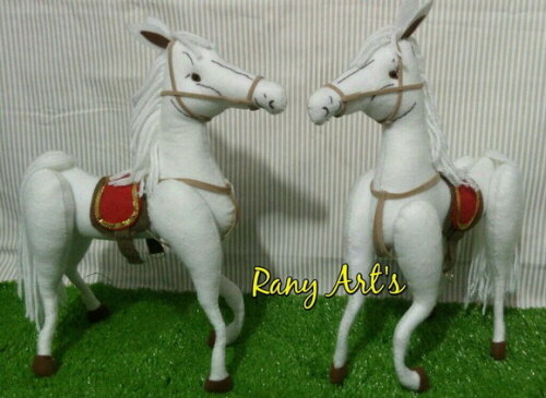 Cavalo Luxo em Feltro