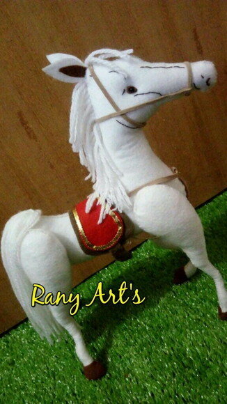 Cavalo Luxo em Feltro