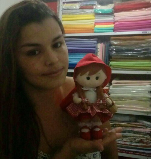 Chapeuzinho Vermelho e Lobo de 20cm