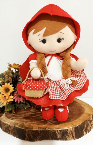 Chapeuzinho Vermelho e Lobo Mau 30cm