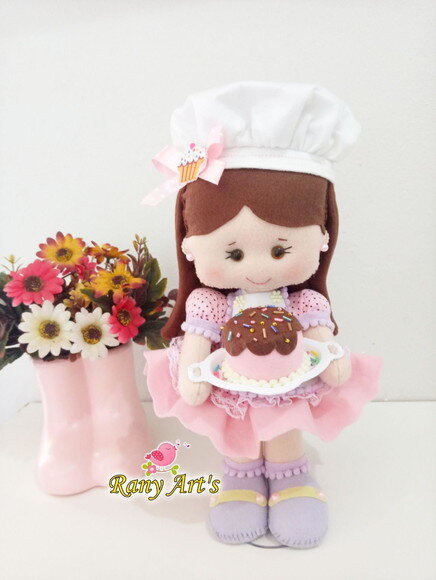 Confeiteira em feltro 30cm