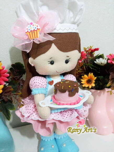 Confeiteira em feltro 30cm