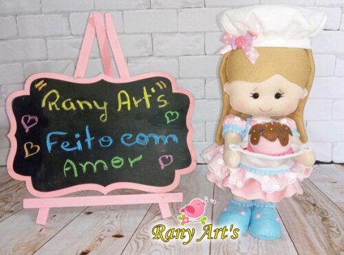 Confeiteira em feltro 30cm