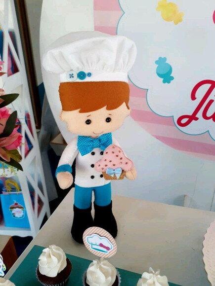 Confeiteiro em Feltro 30cm