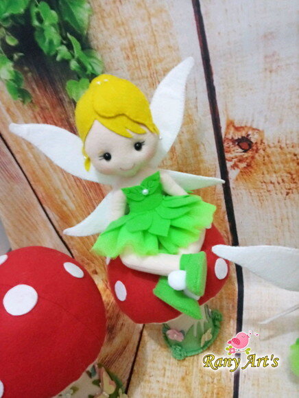 Fadinha Tinker Bell com Cogumelo