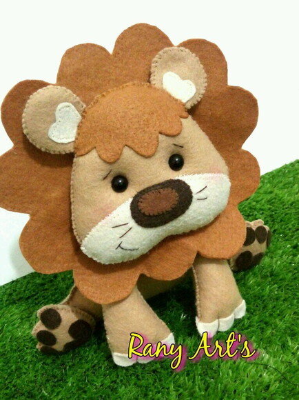 Leãozinho de Feltro com 15cm