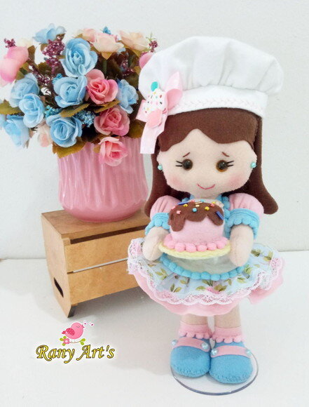 Mini confeiteira em feltro 20cm