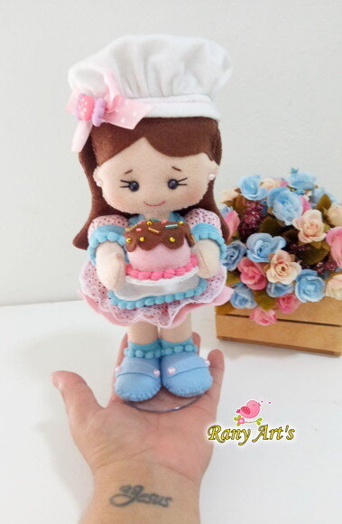Mini Confeiteira Em Feltro 20cm