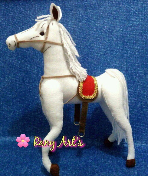 Rei Arthur com Cavalo
