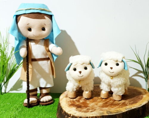 Rei Davi e Ovelhas Boneco de 30cm