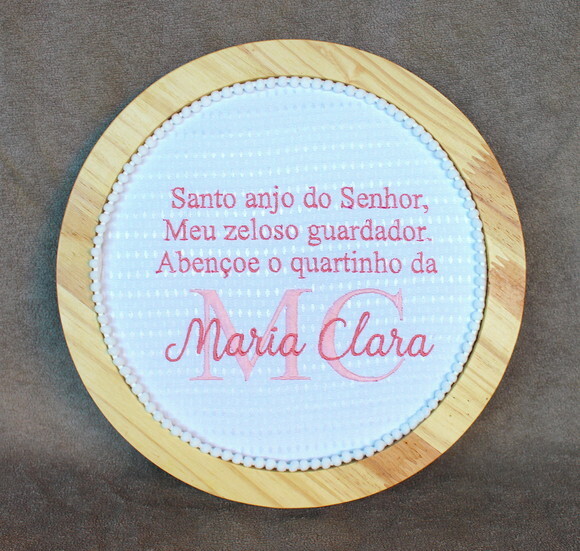 Quadrinho com Bordado Santo Anjo para o Quarto do Bebê